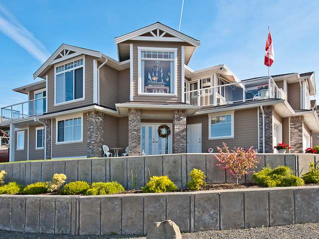 Nanaimo Home for 600k
