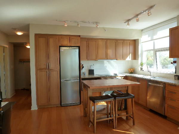 Kitchen 2(1)(1)(1).jpg Kitchen 2(1)(1)(1).jpg