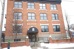 Centretown Condominium: Studio Argyle