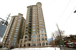 Centretown Condominium: The Gardens