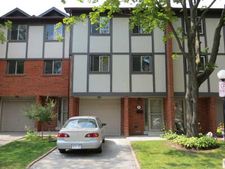 Mississauga Townhouse for sale: 3 bedroom