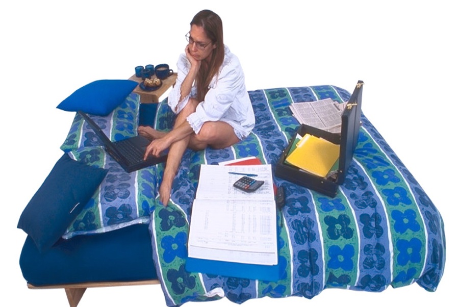 computer in bed