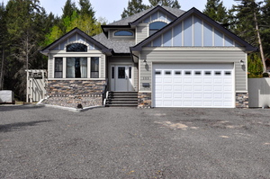 Williams Lake House/Single Family for sale: 5 bedroom 3,560 sq.ft. (Listed 2014-05-15)
