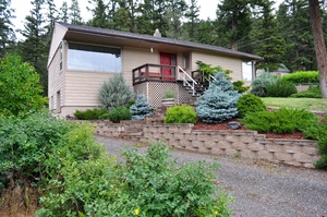 Williams Lake House/Single Family for sale: 3 bedroom 2,280 sq.ft. (Listed 2016-07-04)