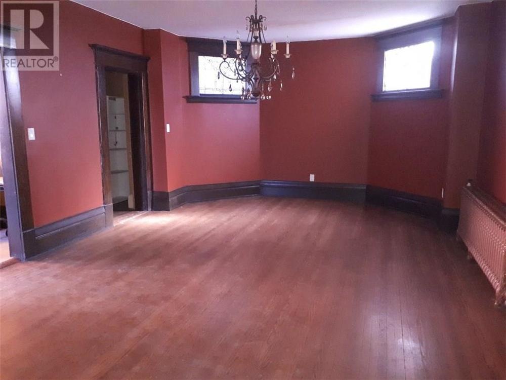 Thunder Bay House for sale 7 bedroom 4,125 sq.ft. (Listed 20191212)