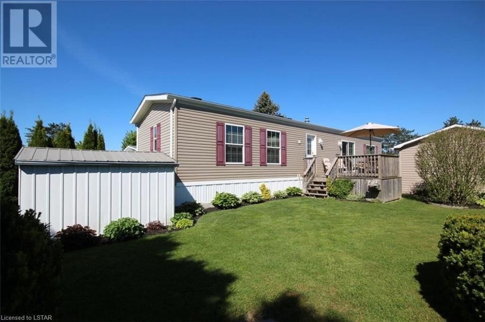 Strathroy Mobile Home for sale 2 bedroom (Listed 20200603)