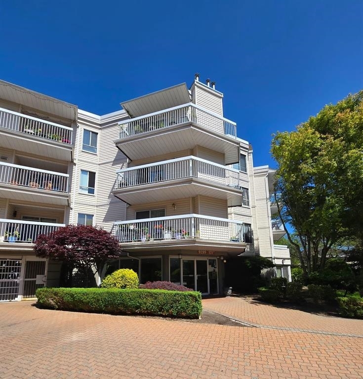 Queen Mary Park Surrey Apartment/Condo for sale:  2 bedroom 1,161 sq.ft. (Listed 2025-09-17)