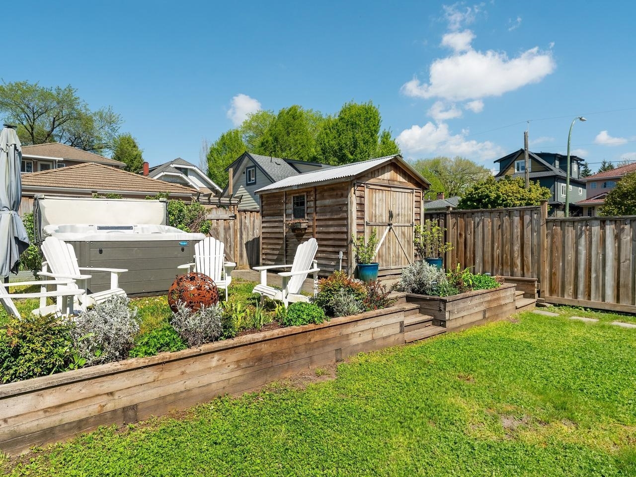 Grandview Woodland Single Family Residence for sale:  5 bedroom 2,146 sq.ft. (Listed 2026-04-28)