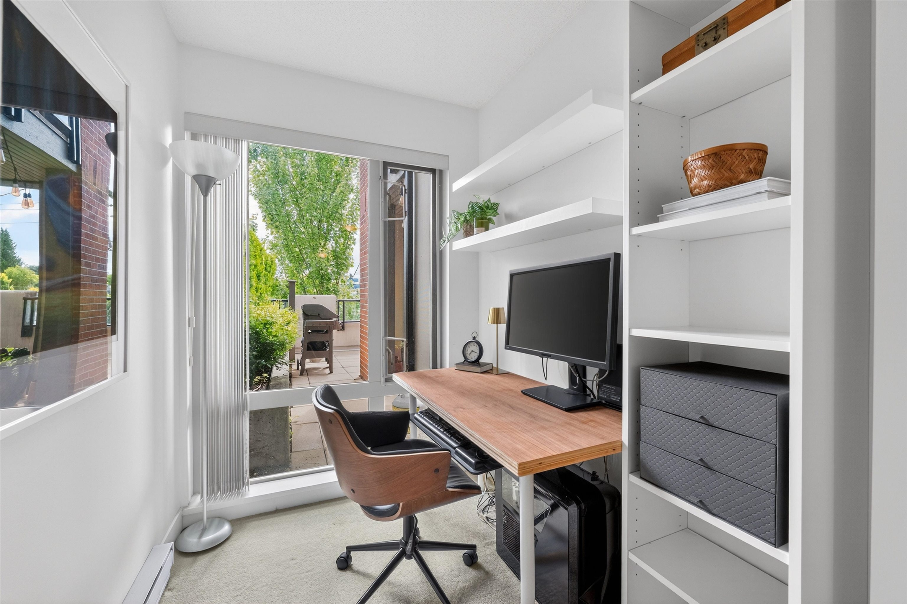 Fraser VE Apartment/Condo for sale:  2 bedroom 859 sq.ft. (Listed 2026-06-08)