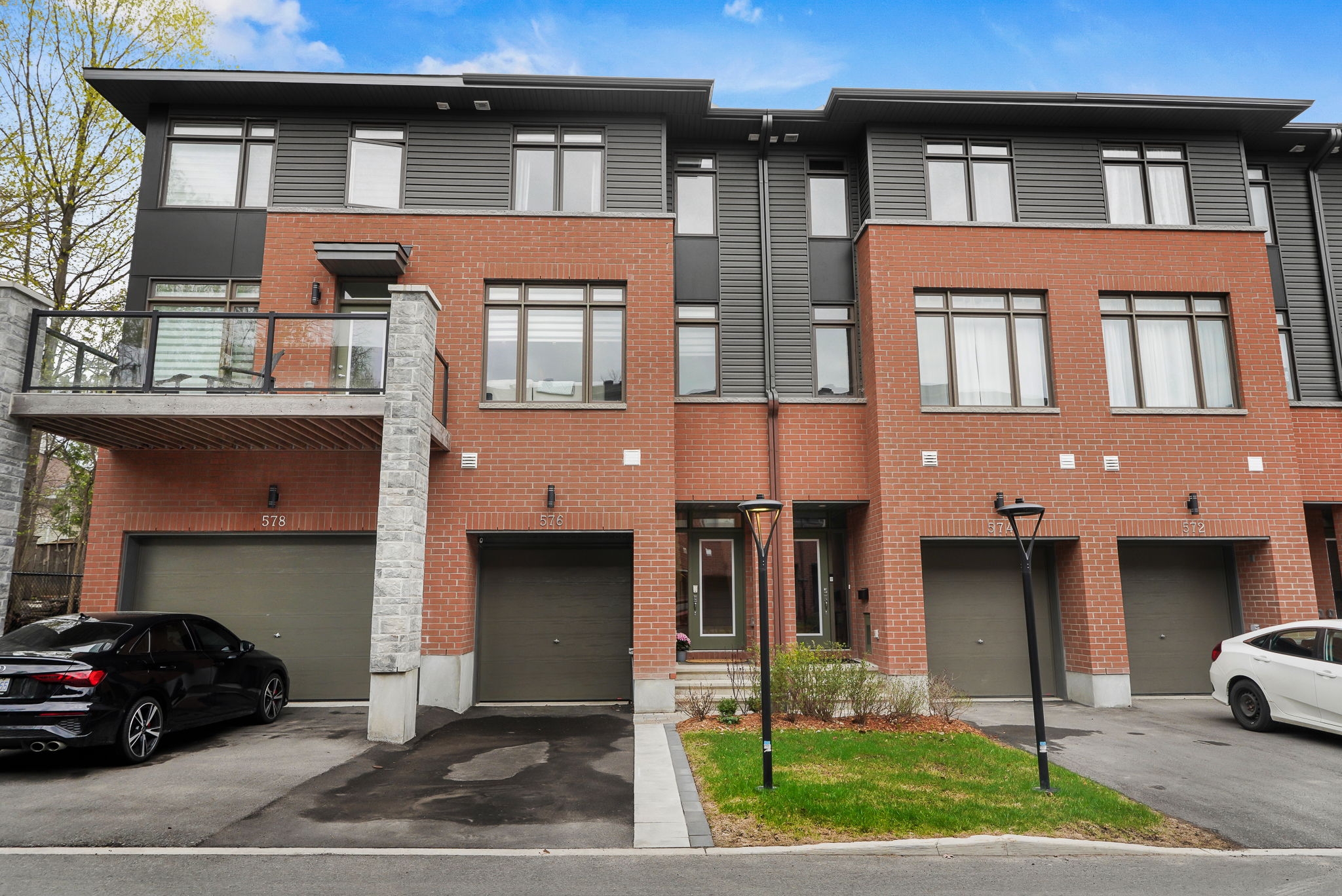 Convent Glen Apartment for sale: Studio (Listed 2026-05-07)