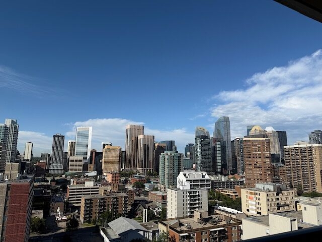 Beltline Condo apartment for rent: Emerald Stone 2 bedroom  Stainless Steel Appliances, Laminate Floors  (Listed 2025-08-25)