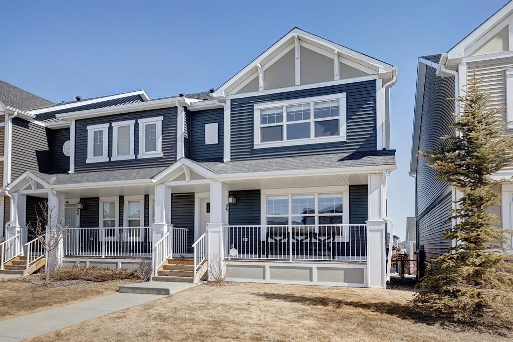 Airdrie Townhouse for rent:  3+den  Stainless Steel Appliances, Granite Countertop, Laminate Floors, Plush Carpet  (Listed 2025-10-01)