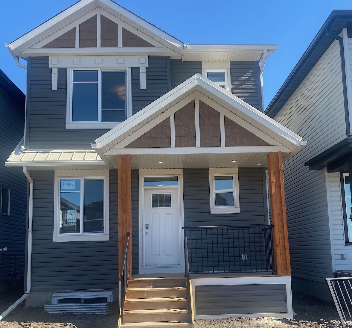 Seton main floor detached house for rent:  3 bedroom  Stainless Steel Appliances, Tile Backsplash, Laminate Floors, Plush Carpet 1,856 sq.ft. (Listed 2025-10-09)