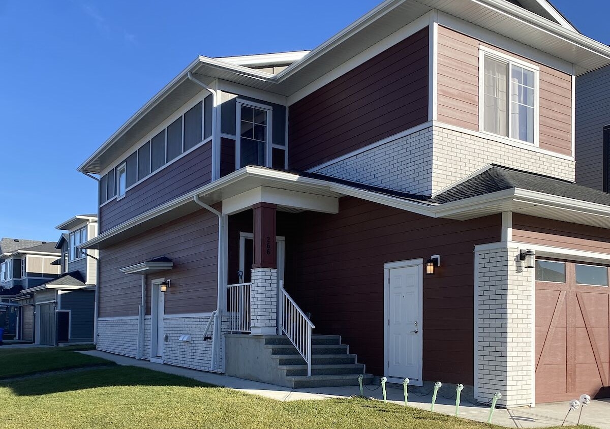 Walden Basement of single family home for rent:  1 bedroom  Stainless Steel Appliances, Tile Backsplash, Laminate Floors  (Listed 2025-10-27)