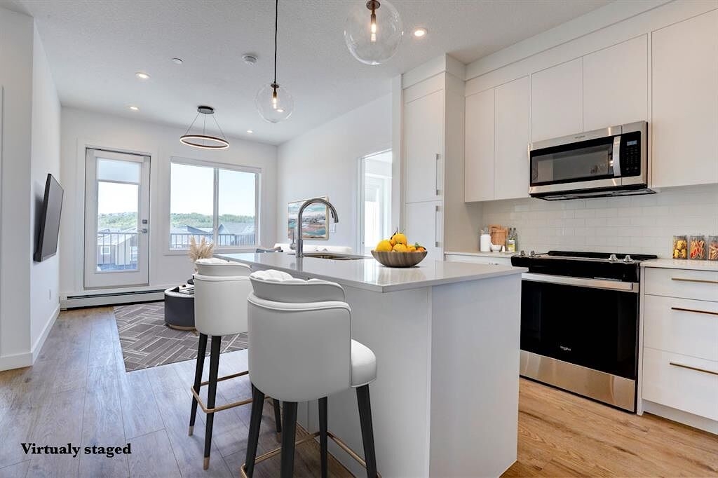 Cornerstone Condo apartment for rent:  2 bedroom  Stainless Steel Appliances, Laminate Floors 660 sq.ft. (Listed 2026-01-15)