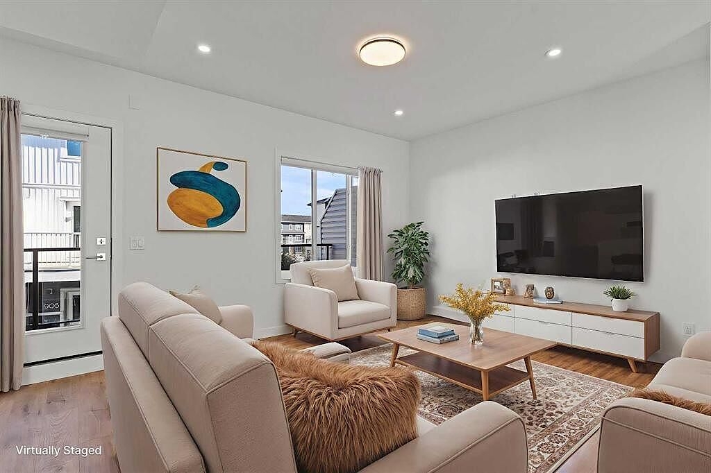 Chestermere Row/Townhouse for rent:  4 bedroom 1,650 sq.ft. (Listed 2026-02-27)