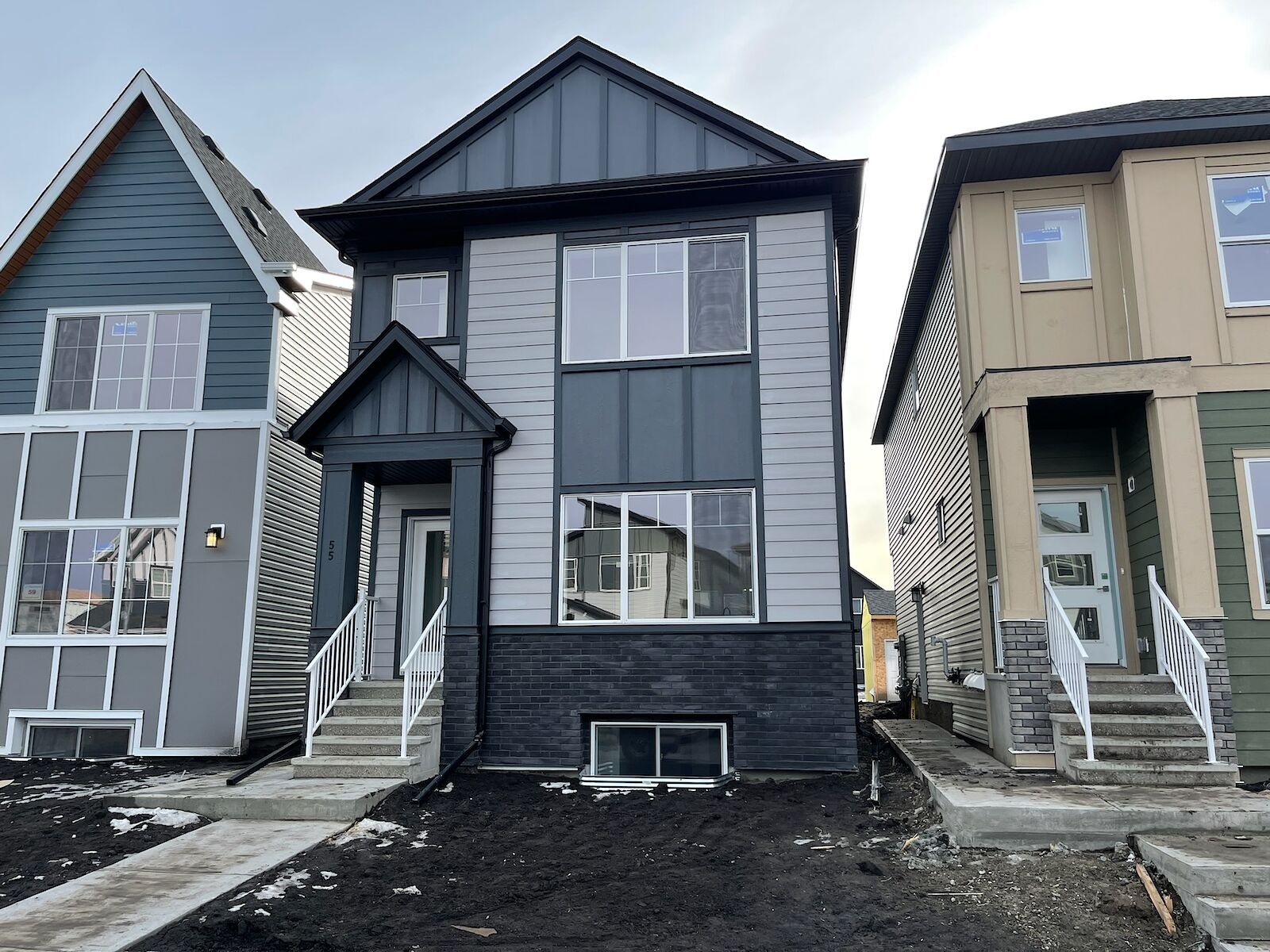 Walden Basement of single family home for rent:  1 bedroom  Laminate Floors  (Listed 2026-05-01)