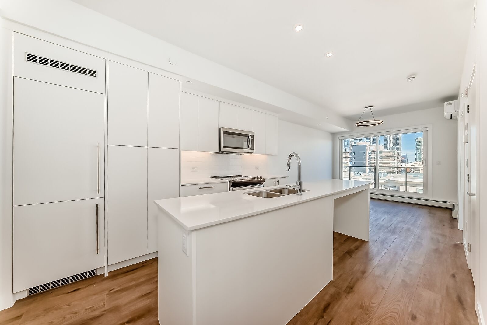 Beltline Condo apartment for rent: Broward by Truman 2 bedroom  Stainless Steel Appliances, Laminate Floors 670 sq.ft. (Listed 2026-04-14)