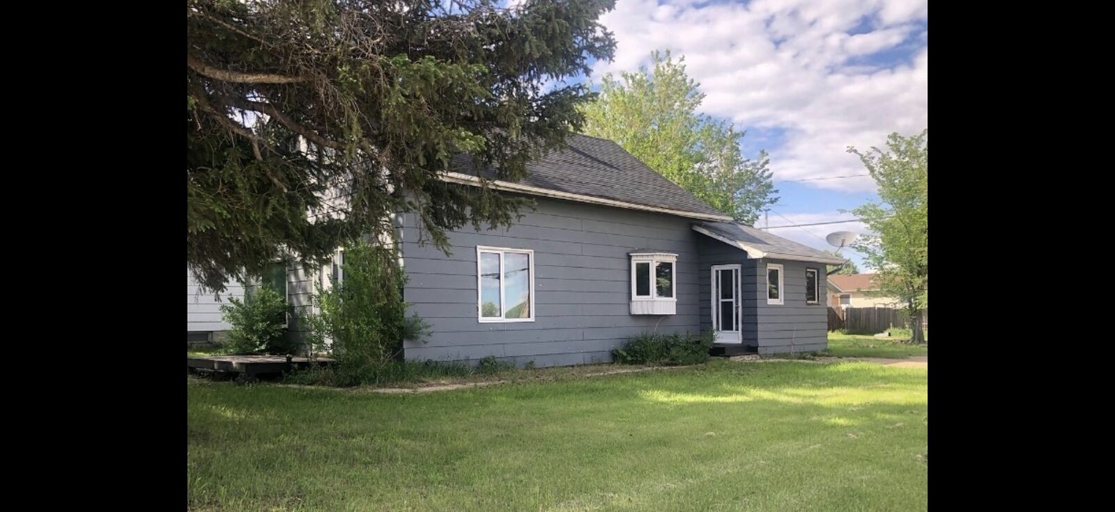 Preeceville House for rent:  3 bedroom  Hardwood Floors  (Listed 2026-08-07)