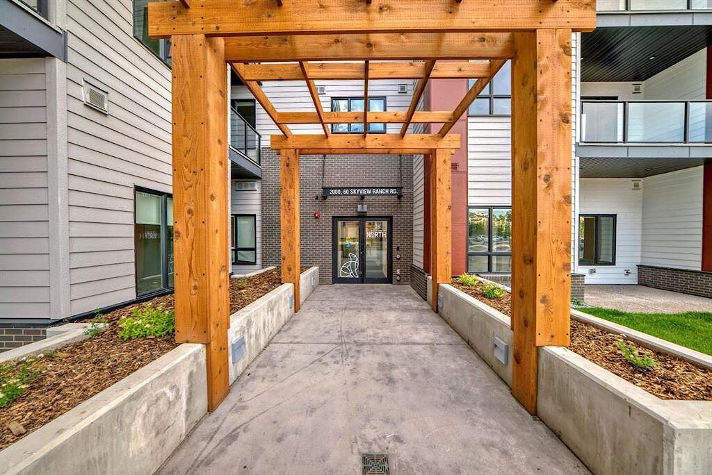 Skyview Ranch Condo apartment for rent:  2 bedroom  Stainless Steel Appliances, Glass Shower, Laminate Floors  (Listed 2026-11-01)