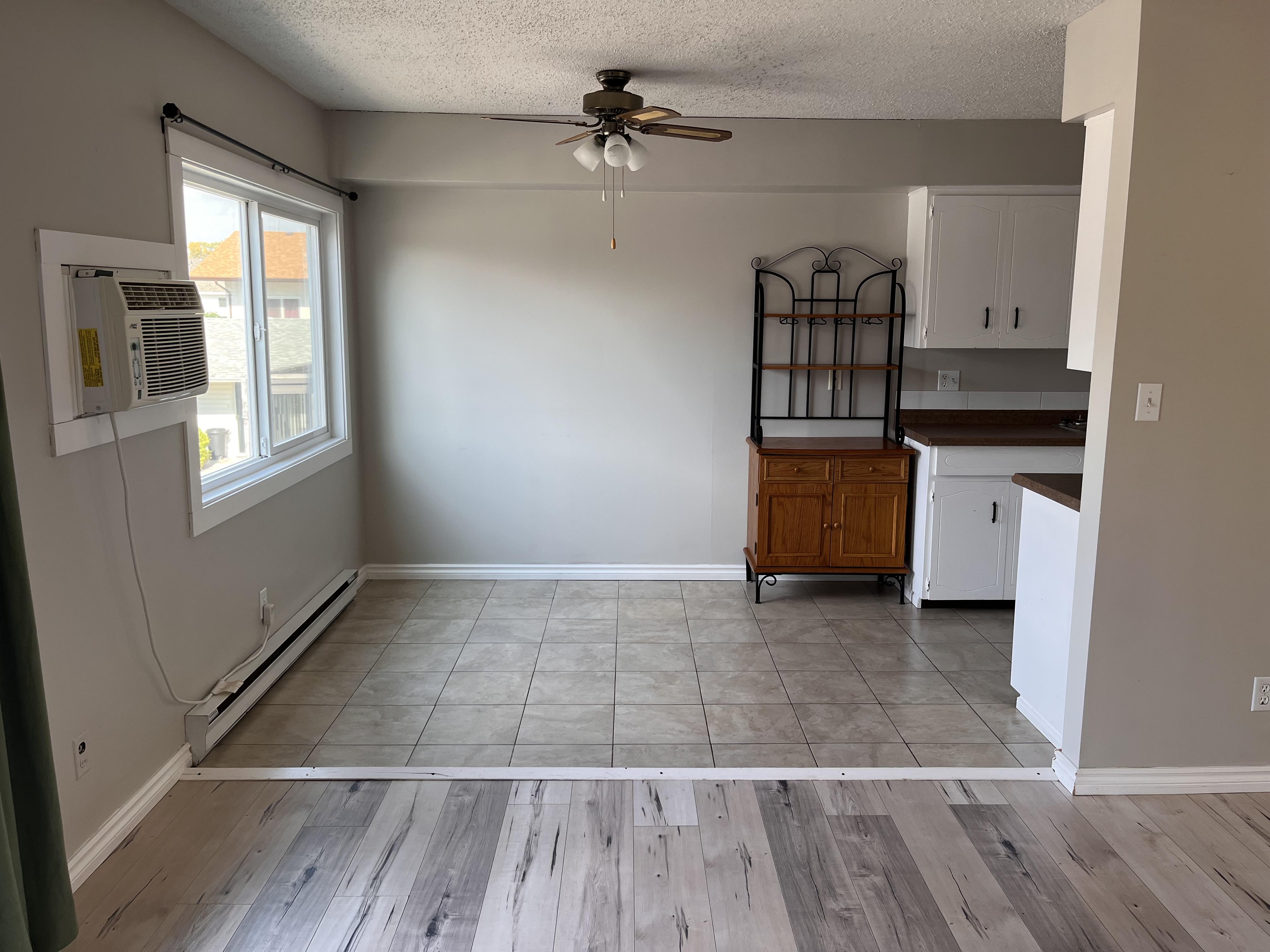 Downtown Osoyoos 4 plex for rent:  2 bedroom  Laminate Floors  (Listed 2025-10-01)