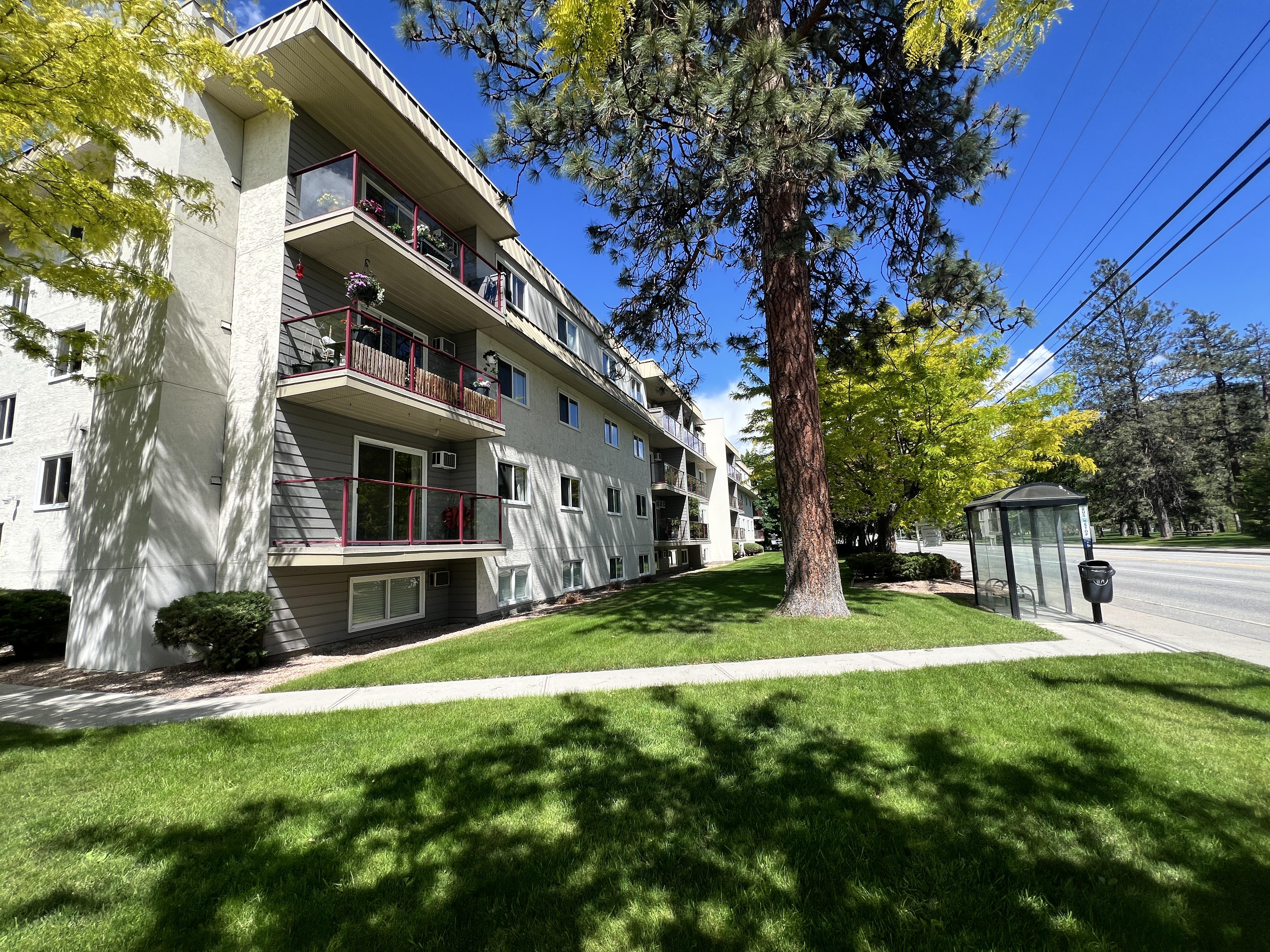 South Penticton Condominium for rent: Condo 2 bedroom  (Listed 2025-12-01)