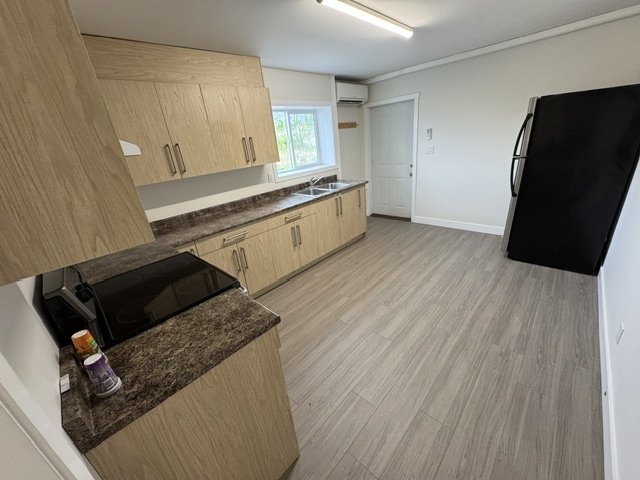 Osoyoos Lower Suite for rent: House 1 Bedroom + Den  (Listed 2026-06-01)