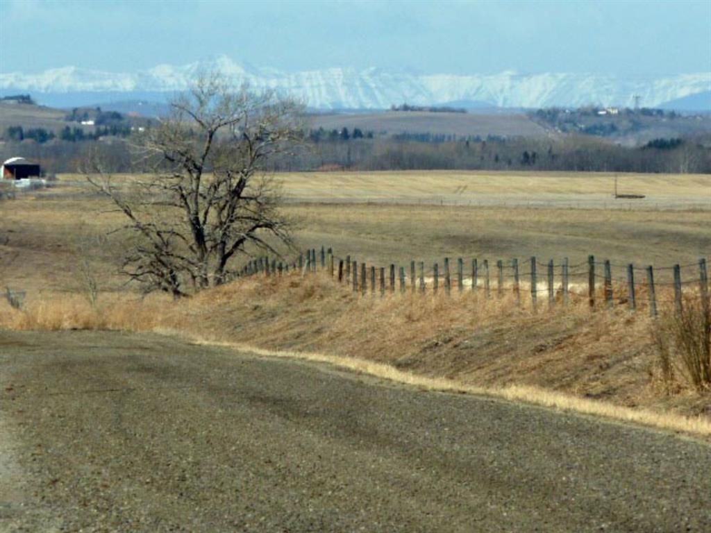 DeWinton Residential Land for sale: (Listed 2021-04-17)