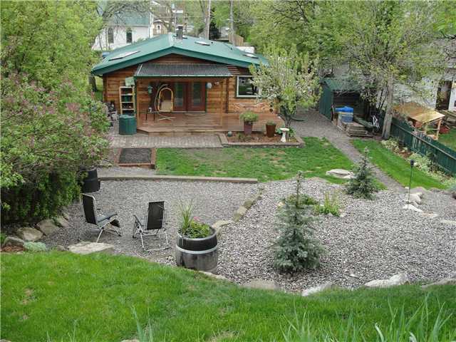 Okotoks House: 2 bedroom