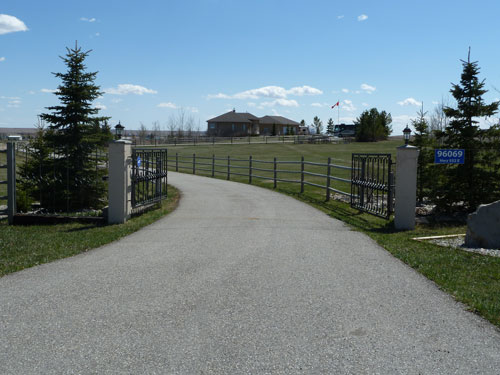 VILLA House for sale: bi Studio (Listed 2011-06-10)