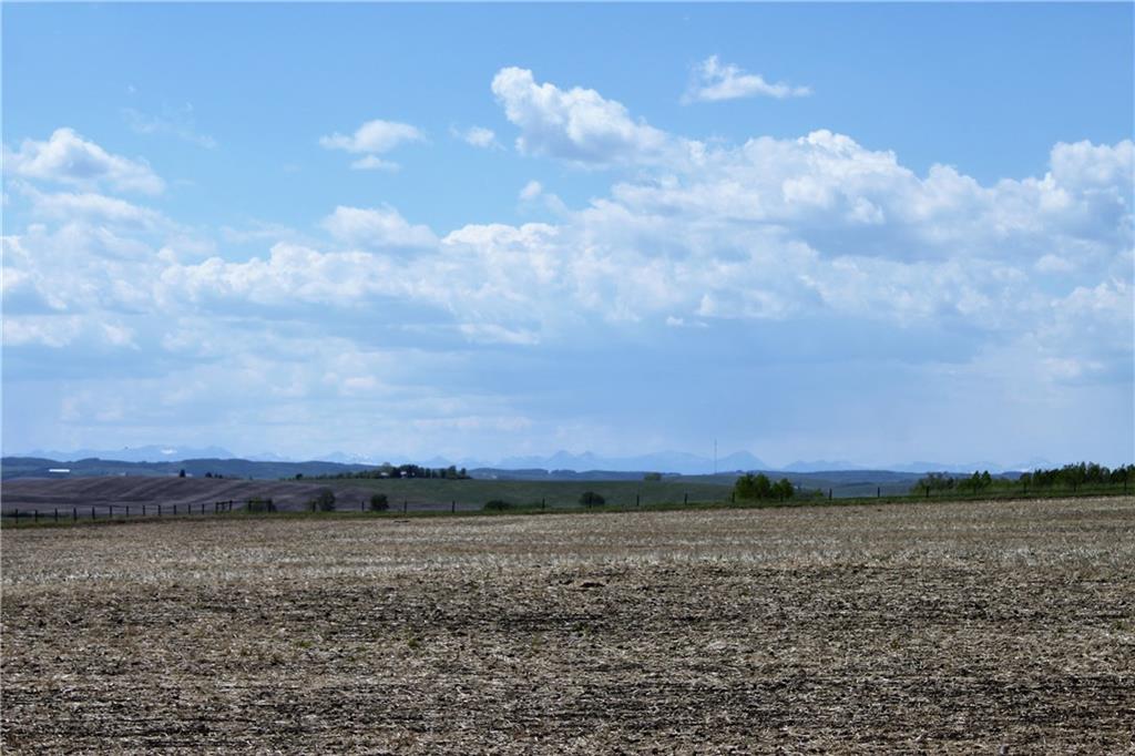 Dewinton ACREAGE for sale: (Listed 2019-08-30)