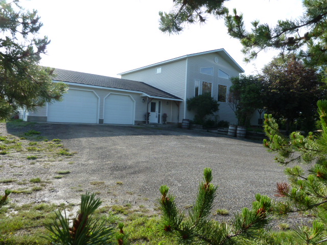 DEWINTON WEST House for sale:  4 bedroom 2,984 sq.ft. (Listed 2020-03-31)