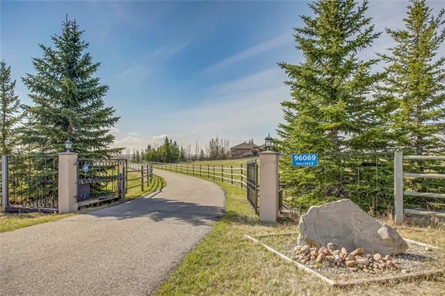 Dewinton House for sale: 3 bedroom 1,801 sq.ft. (Listed 2020-05-07)