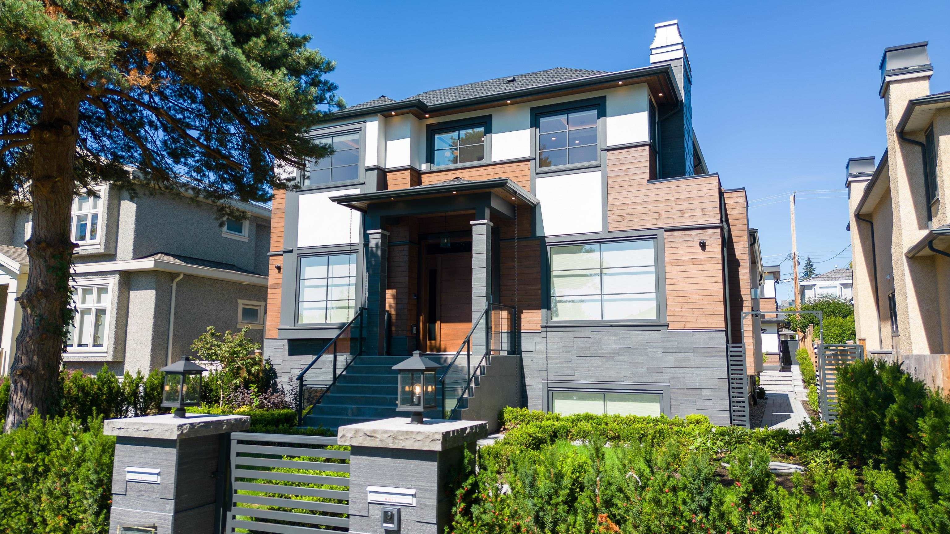 S.W. Marine House/Single Family for sale:  6 bedroom 5,547 sq.ft. (Listed 2024-09-03)