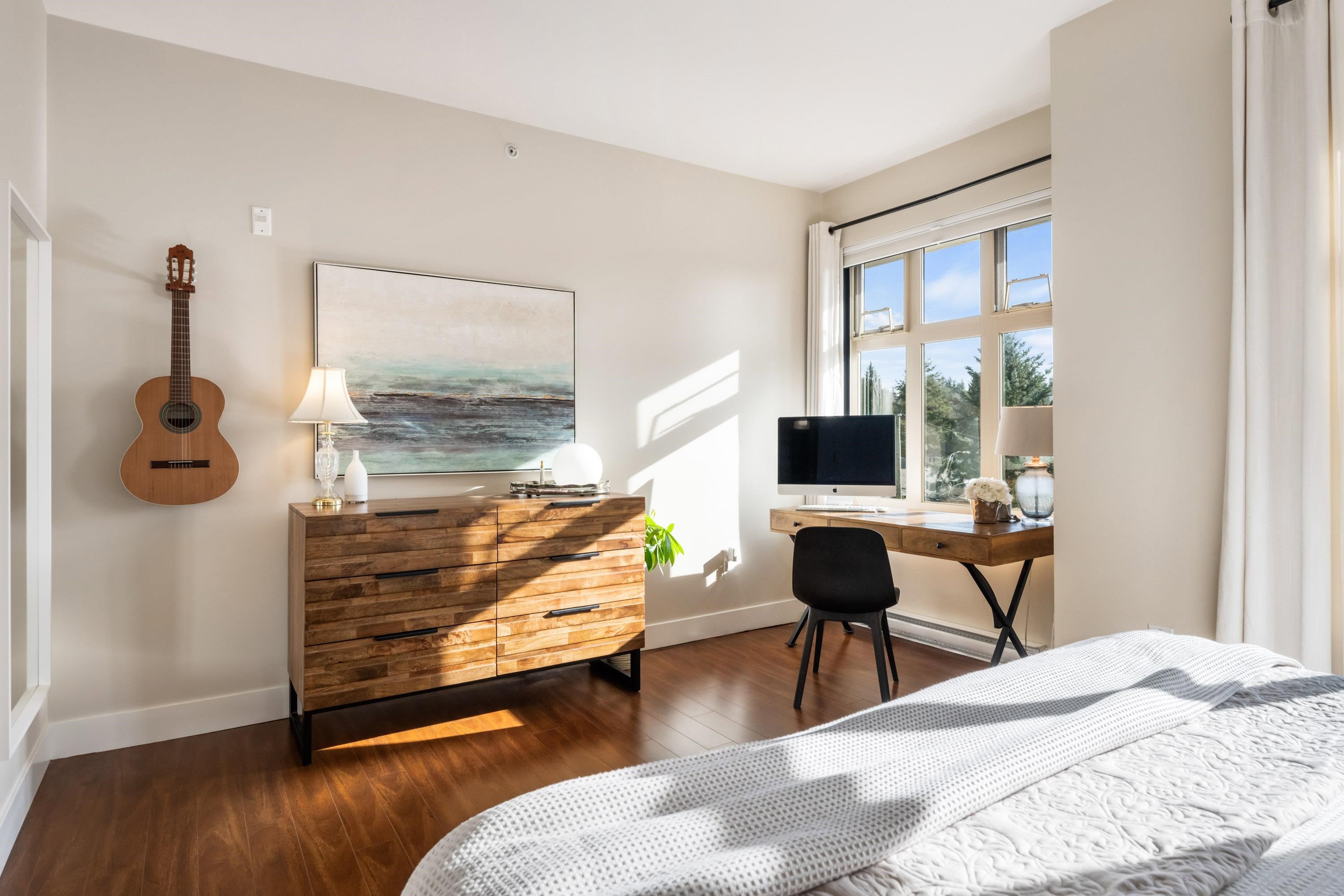 Central Pt Coquitlam Apartment/Condo for sale: 2 bedroom 1,069 sq.ft. (Listed 2024-10-28)