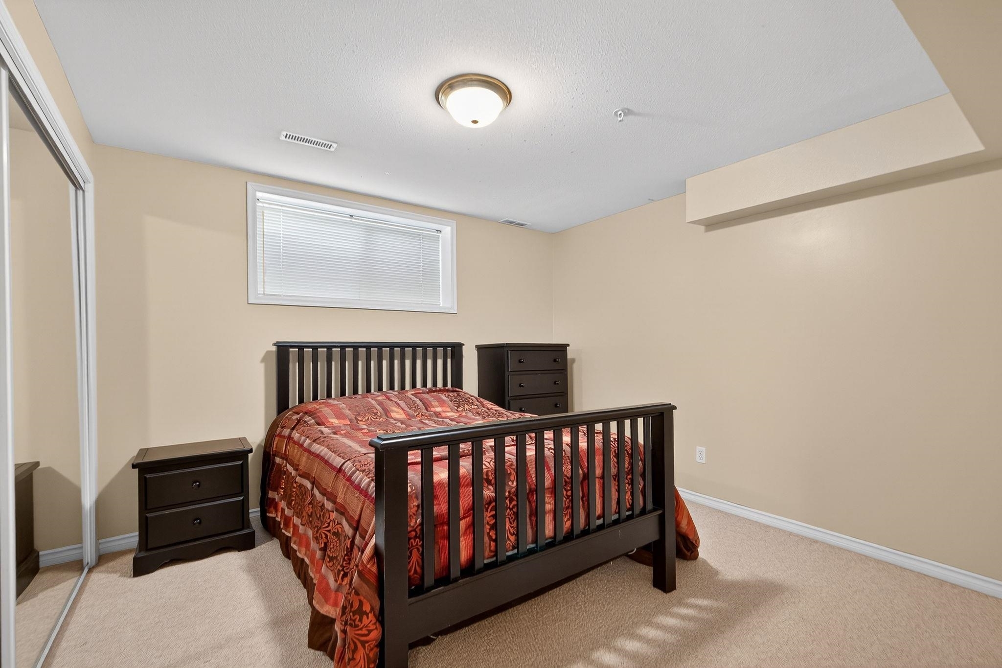 Walnut Grove Townhouse for sale: 3 bedroom 1,912 sq.ft. (Listed 2026-01-05)