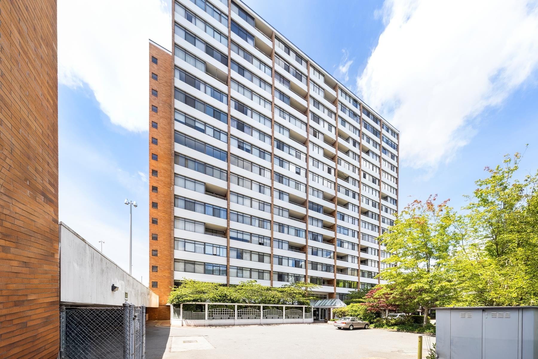 Brighouse Apartment/Condo for sale:  1 bedroom 725 sq.ft. (Listed 2025-07-29)
