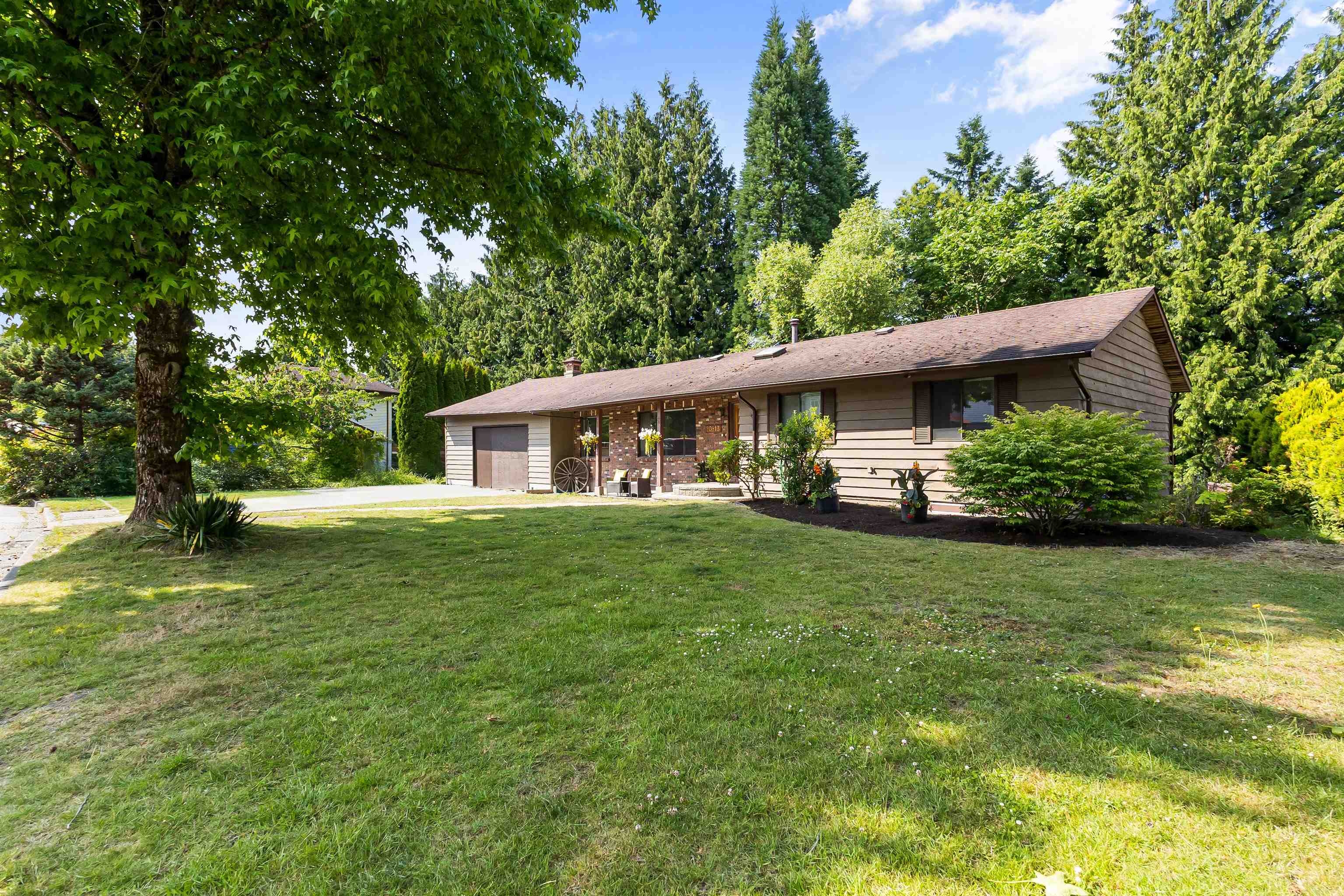 Langley City Single Family Residence for sale:  5 bedroom 3,050 sq.ft. (Listed 2025-08-13)