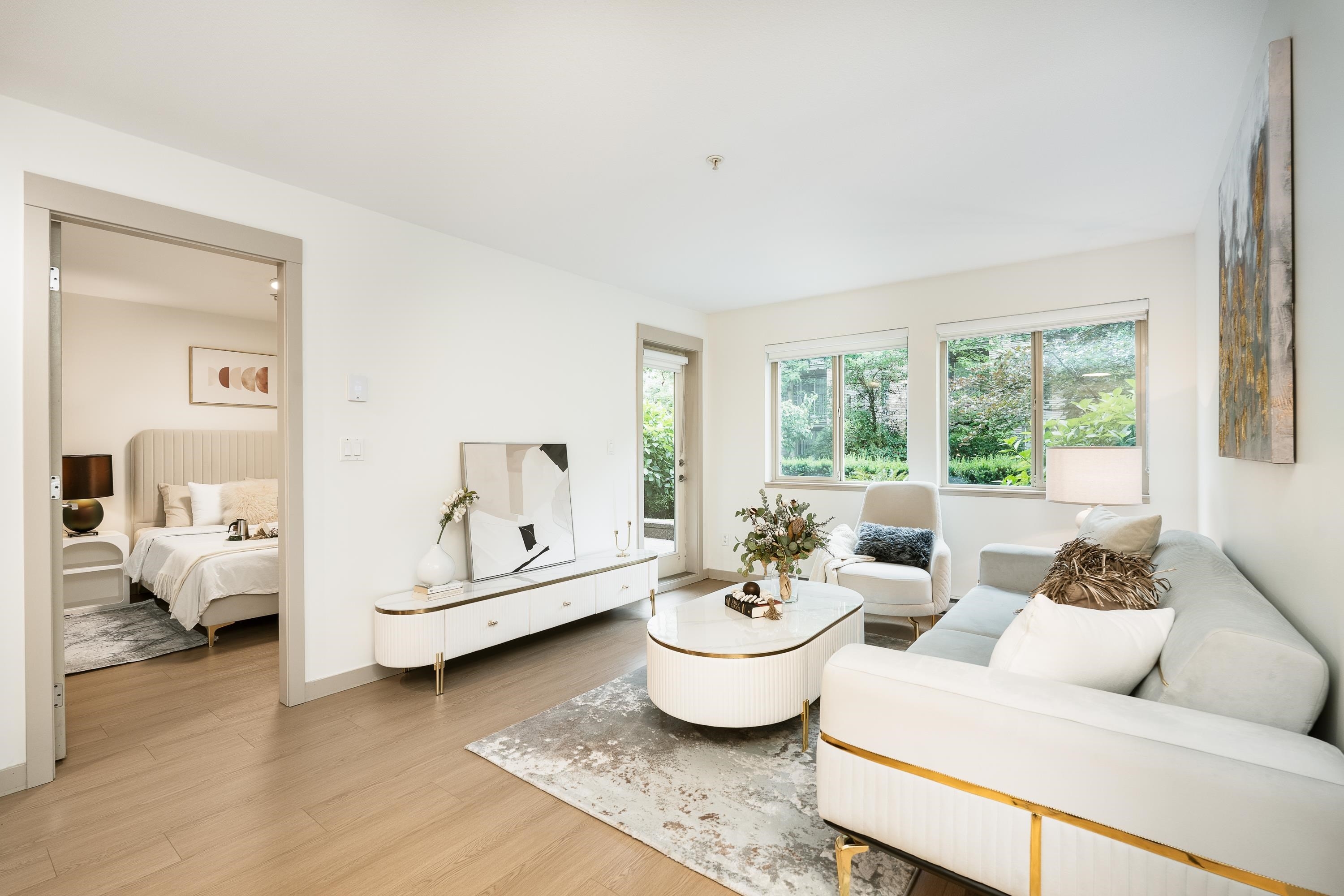 Fleetwood Tynehead Apartment/Condo for sale:  2 bedroom 898 sq.ft. (Listed 2025-07-23)