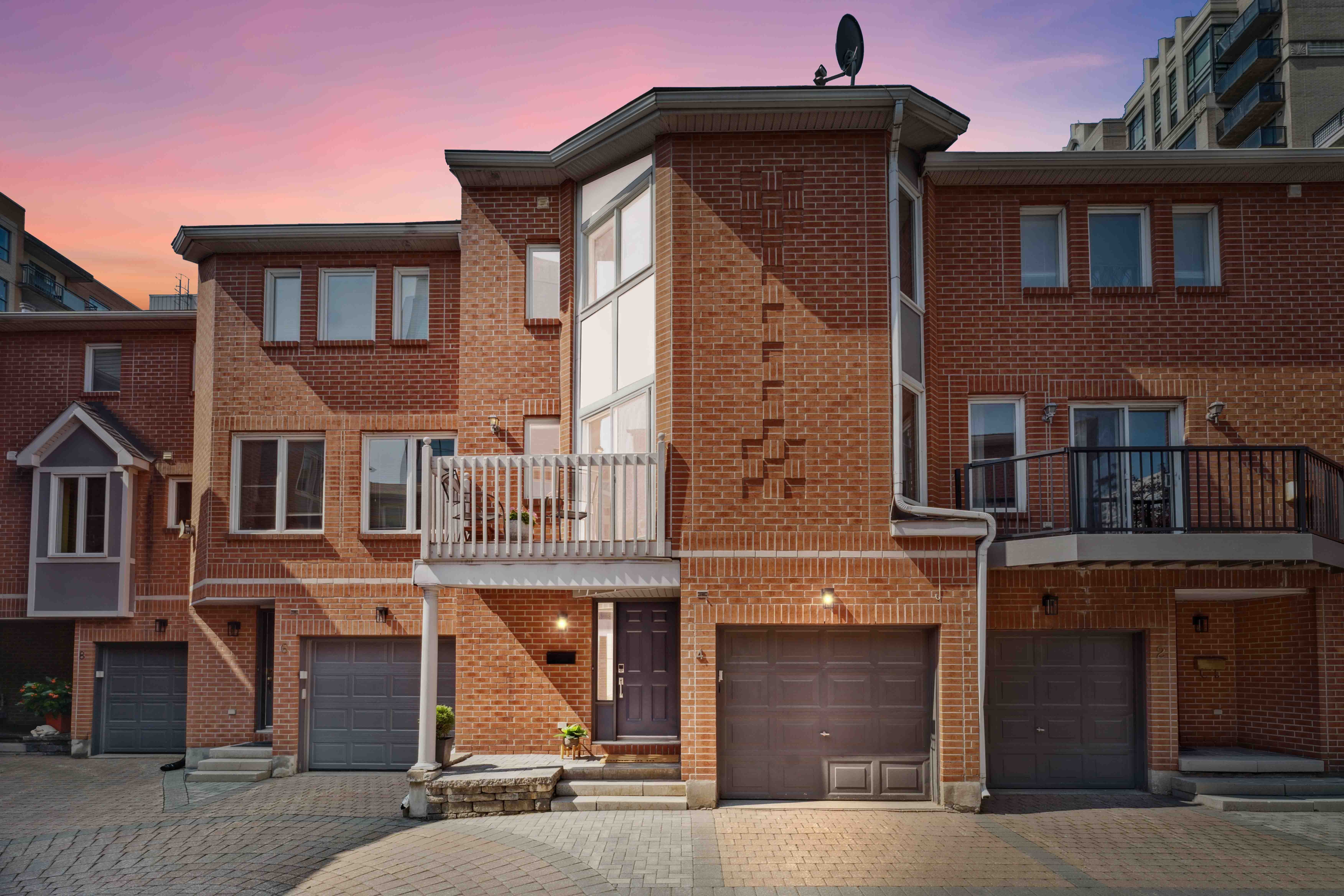 Centretown Row / Townhouse for sale: 3 bedroom (Listed 2024-08-15)