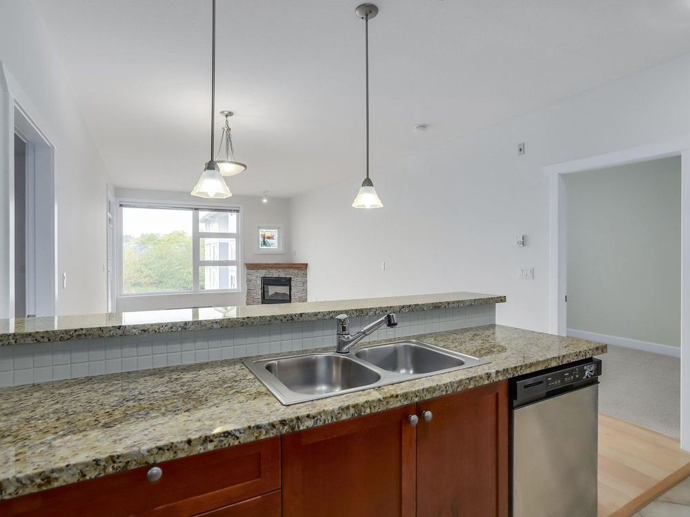 Steveston South Condo for sale Copper Sky West 2 bedroom 1,085 sq.ft