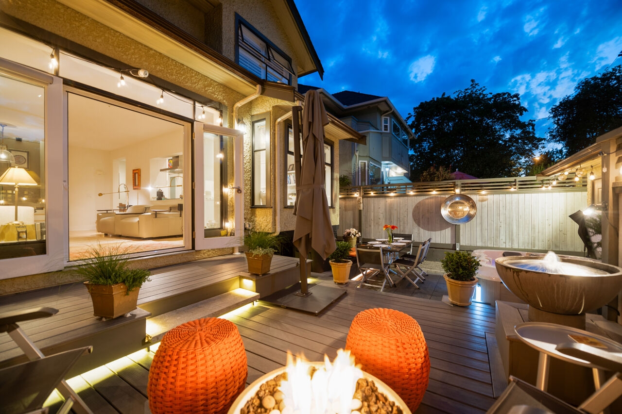 Vancouver LOWER SHAUGHNESSY TOWNHOUSE for sale: 2 plus den 1,367 sq.ft. (Listed 2026-07-29)