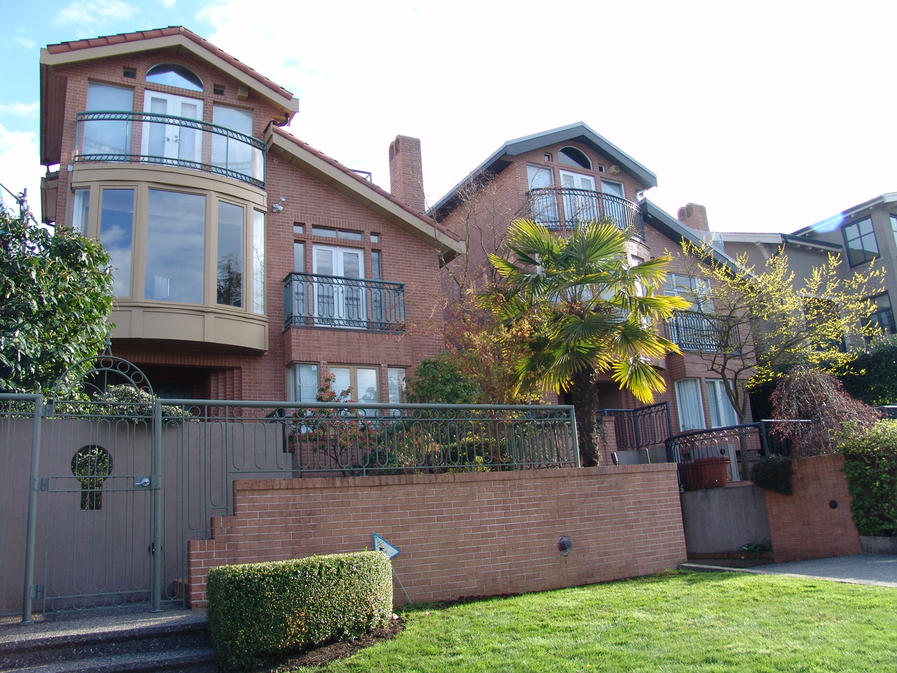 Kitsilano Semi-Waterfront House for sale:  3 bedroom 2,616 sq.ft. (Listed 2008-04-20)