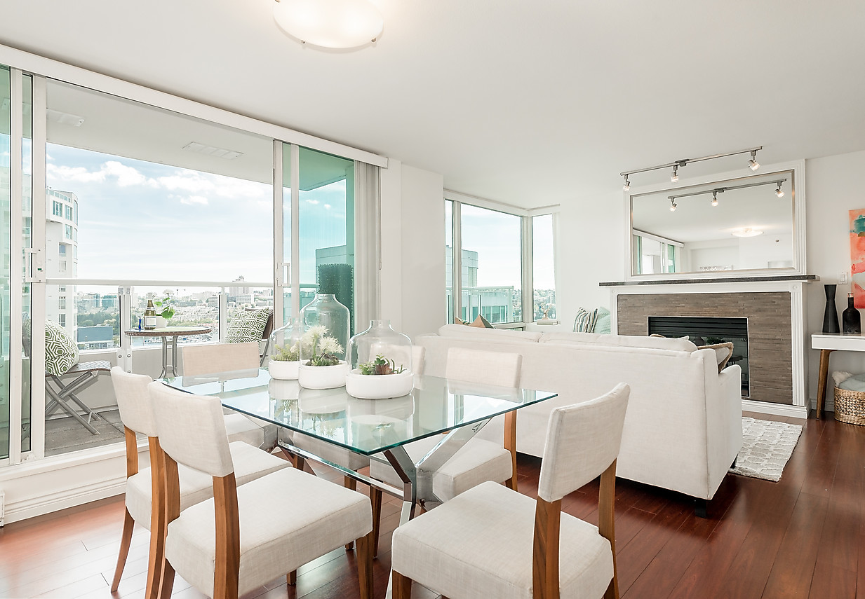 YALETOWN SEMI-WATERRONT VIEW CONDO for sale: 888 BEACH 2 bedroom 1,008 sq.ft. (Listed 2015-09-08)
