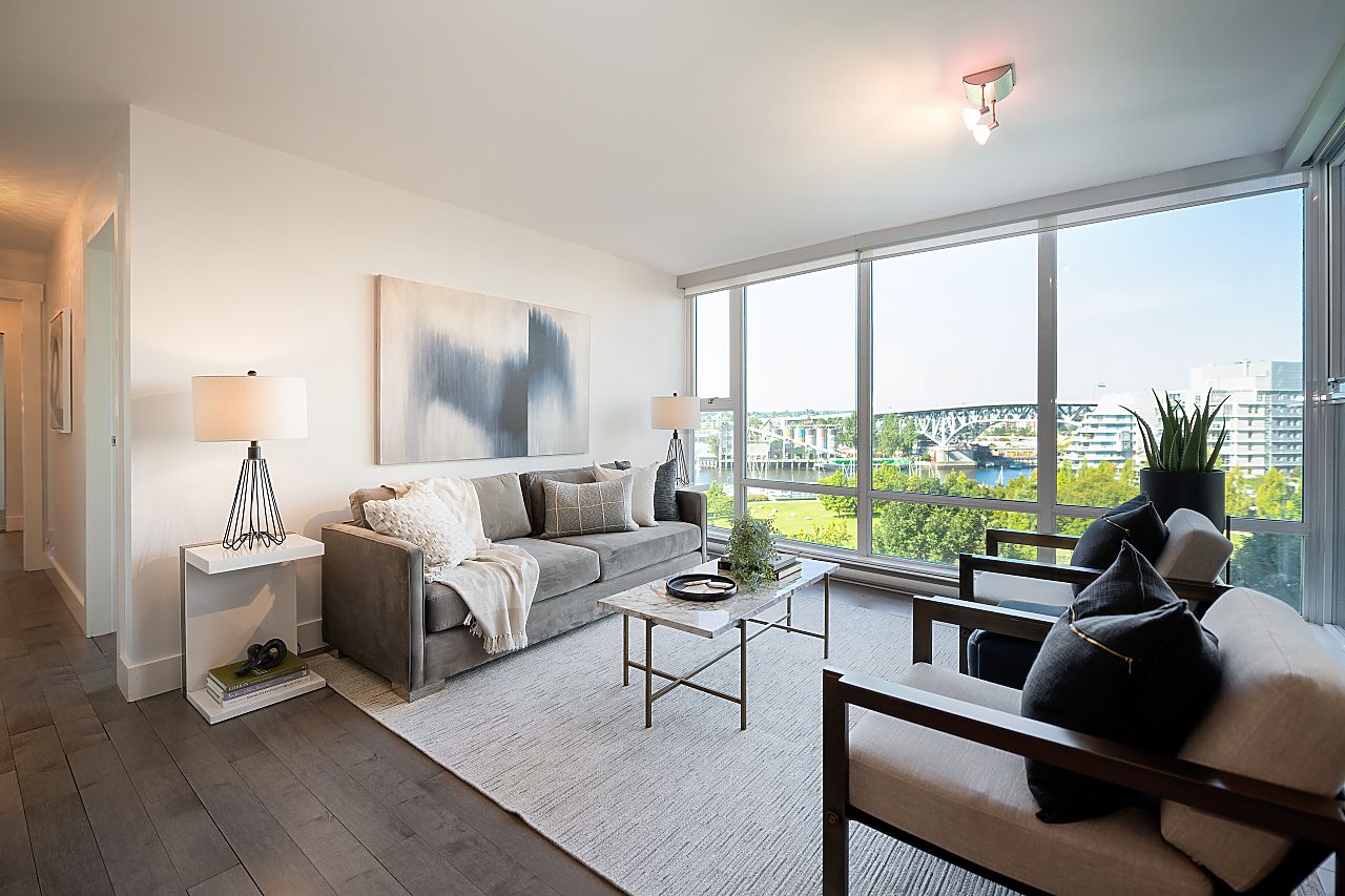 THE BEACH DISTRICT/YALETOWN LUXURY PARKSIDE BEACH DISTRICT CONDO for sale:  2 bedroom 1,039 sq.ft. (Listed 2020-10-29)