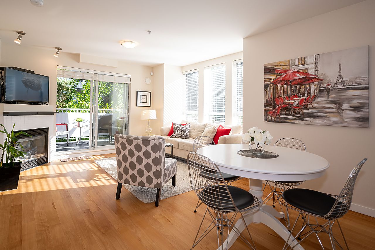 Mount Pleasant West SUPER BRIGHT MOUNT PLEASANT CONDO for sale: The Calladine 1 bedroom 732 sq.ft. (Listed 2025-03-24)
