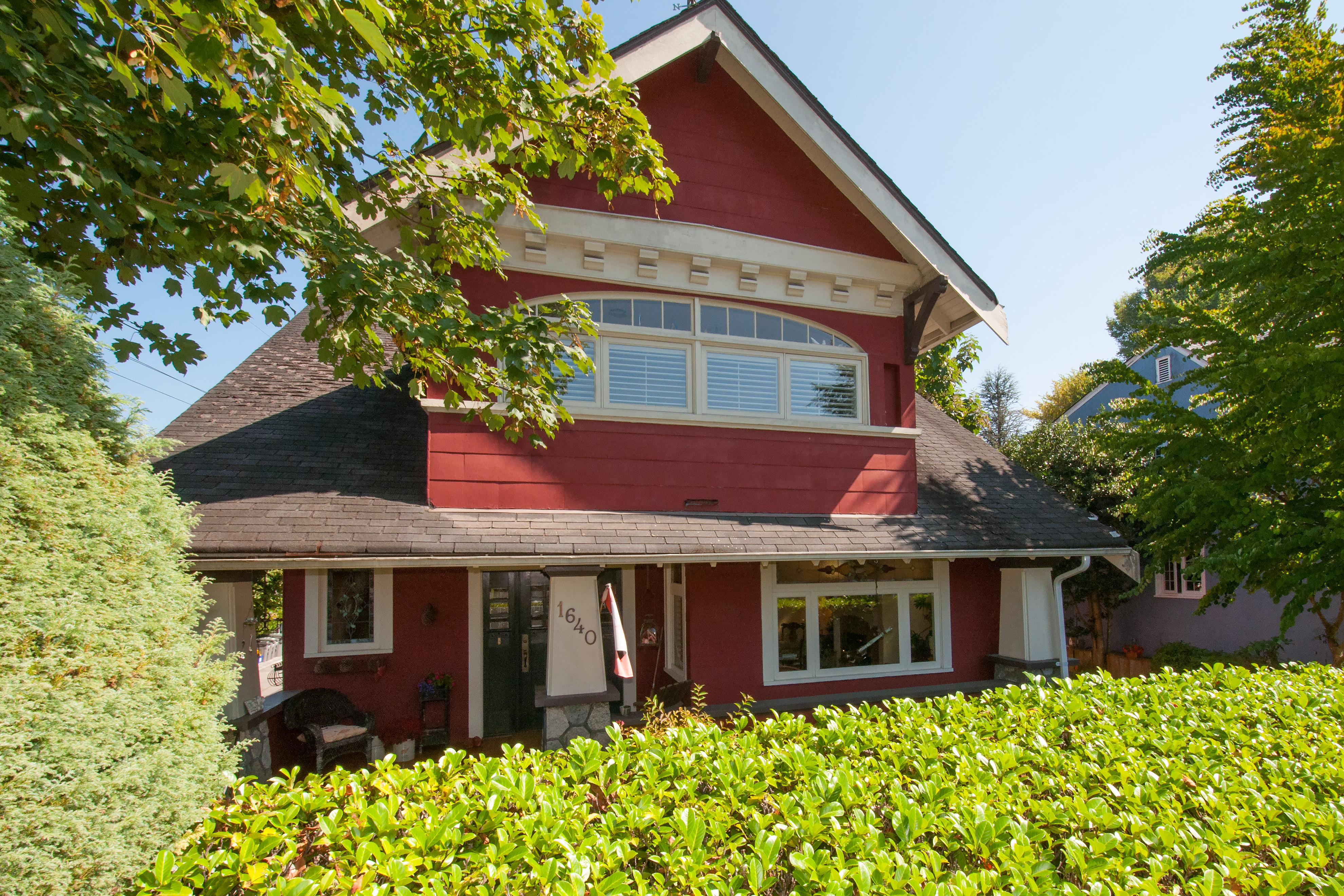 Kitsilano House for sale: 6 bedroom 3,376 sq.ft. (Listed 2014-08-28)