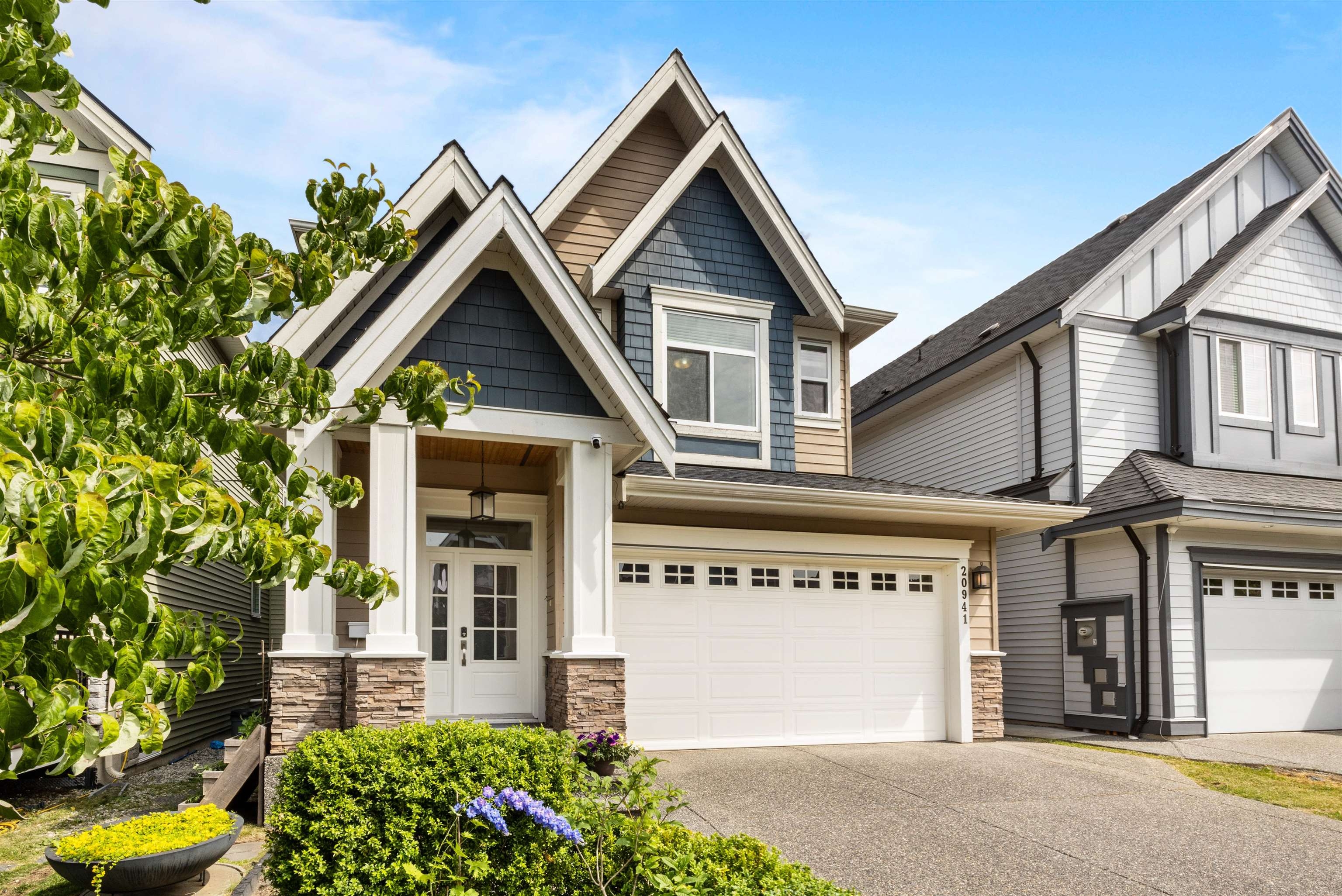 Willoughby Heights Single Family Residence for sale:  6 bedroom 3,018 sq.ft. (Listed 2025-06-19)