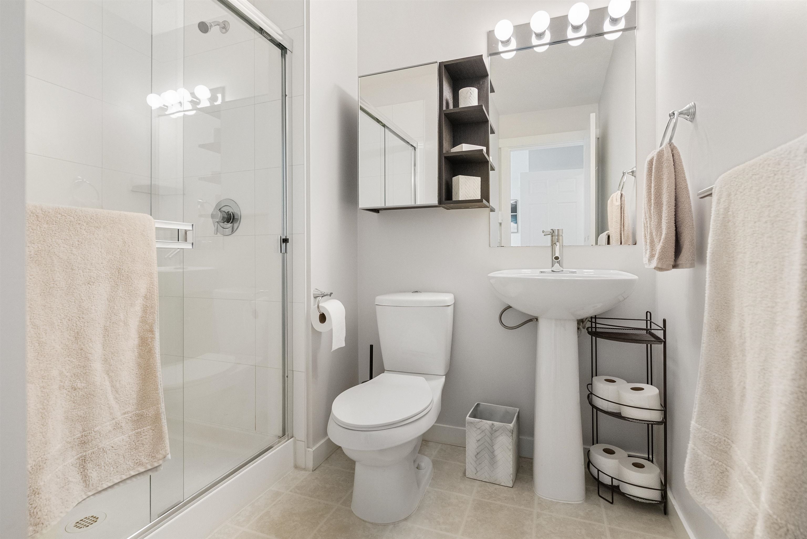 Grandview Surrey Townhouse for sale:  4 bedroom 2,017 sq.ft. (Listed 2026-09-03)