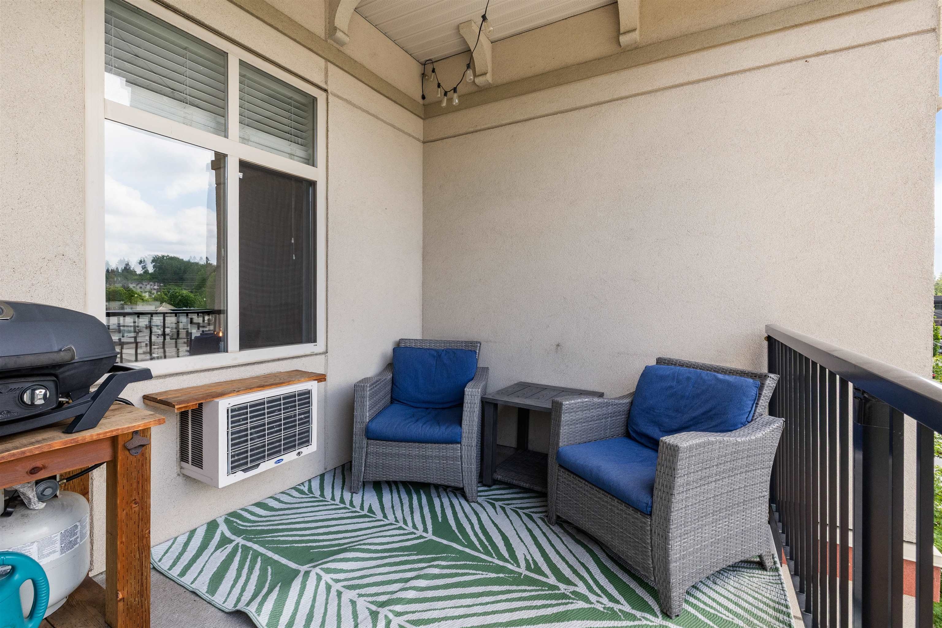 Central Abbotsford Apartment/Condo for sale:  3 bedroom 1,043 sq.ft. (Listed 2026-07-16)